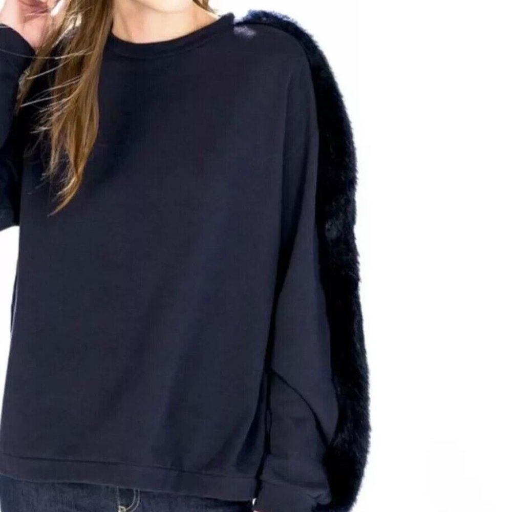 Zara X W &B Women's size M Sweatshirt with Faux Fur Trim Sleeves Navy 0909/215